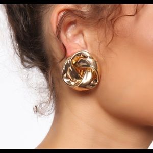 Fashion Nova Knotted Clip On Earrings